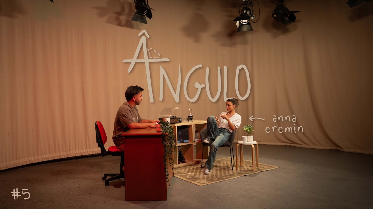 Anna Eremin — Ângulo